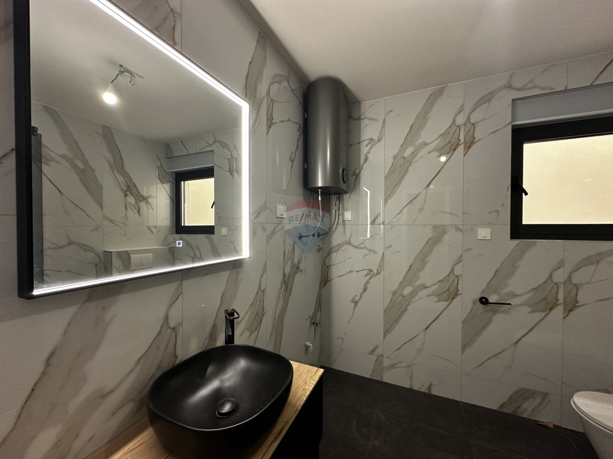 Stanovanje / Apartma Rogoznica, 77,02m2