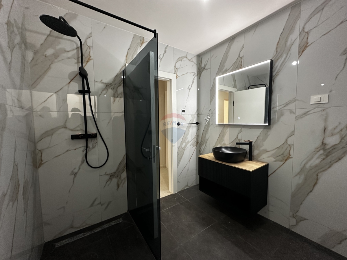 Stanovanje / Apartma Rogoznica, 77,02m2