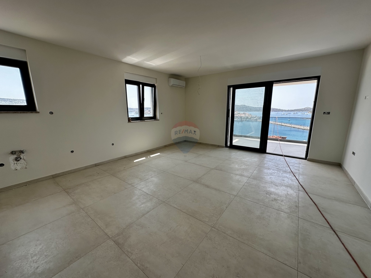 Stanovanje / Apartma Rogoznica, 77,02m2
