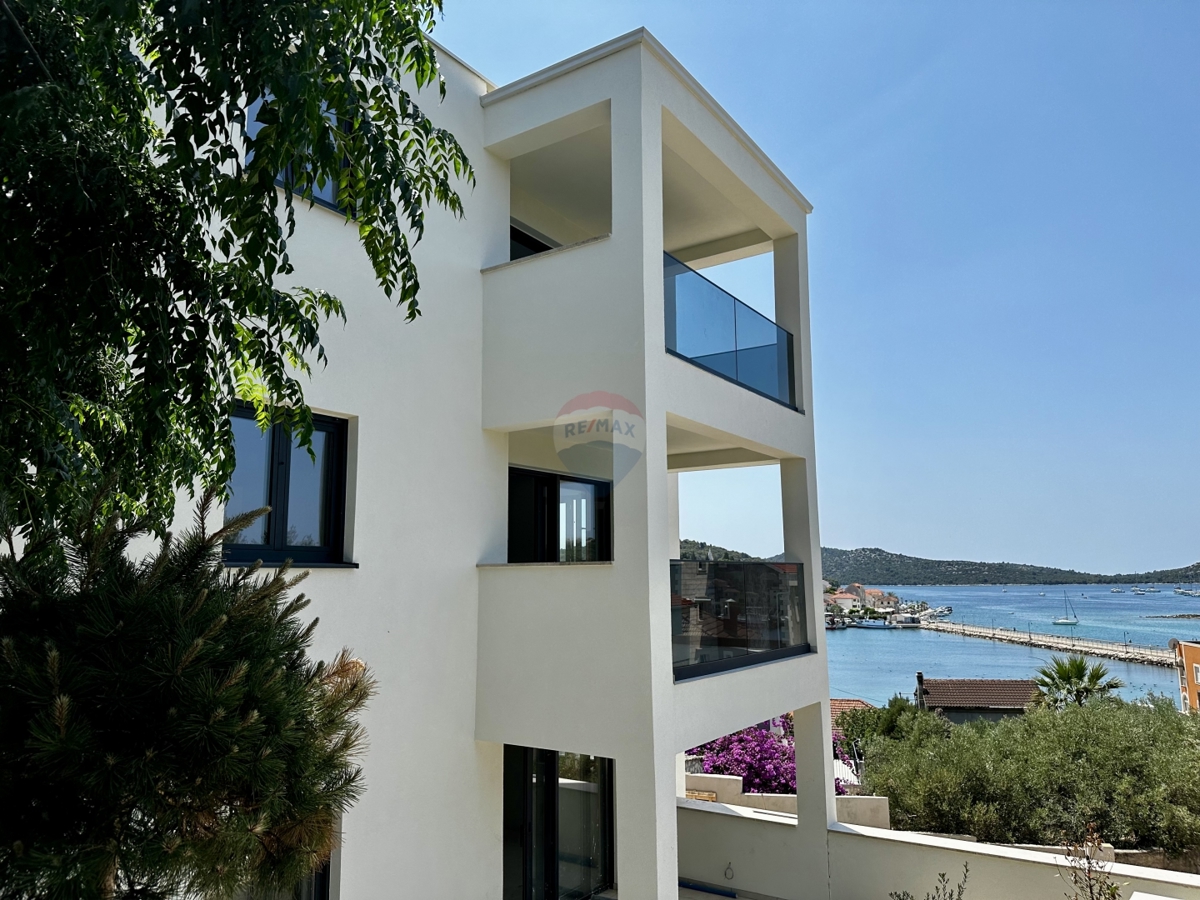 Stanovanje / Apartma Rogoznica, 77,02m2