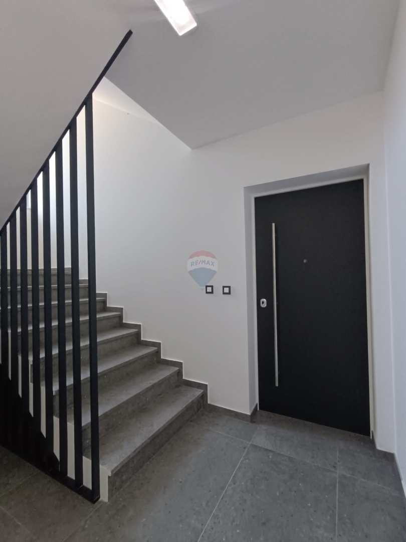 Stanovanje / Apartma Murter, 86,50m2