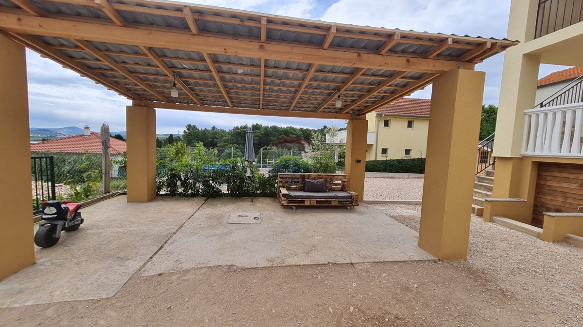 Hiša Brodarica, Šibenik - Okolica, 120m2