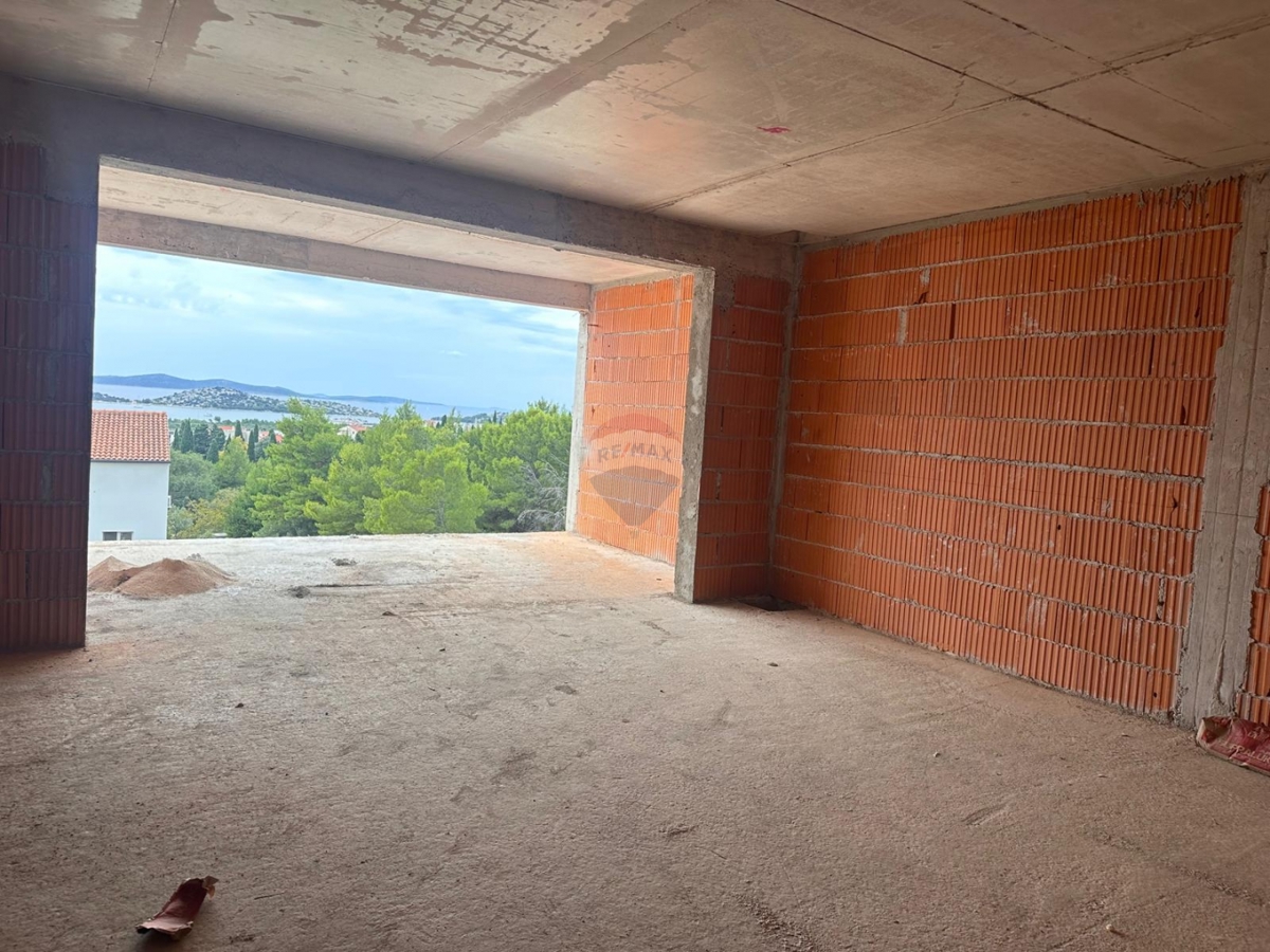 Stanovanje / Apartma Vodice, 125,48m2