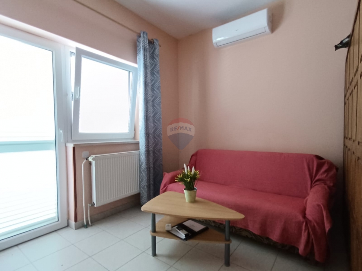 Hiša Brodarica, Šibenik - Okolica, 340m2