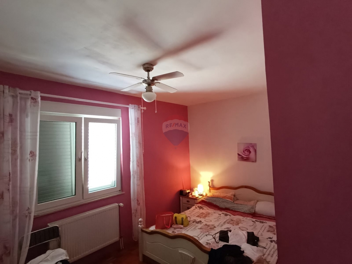 Hiša Brodarica, Šibenik - Okolica, 340m2