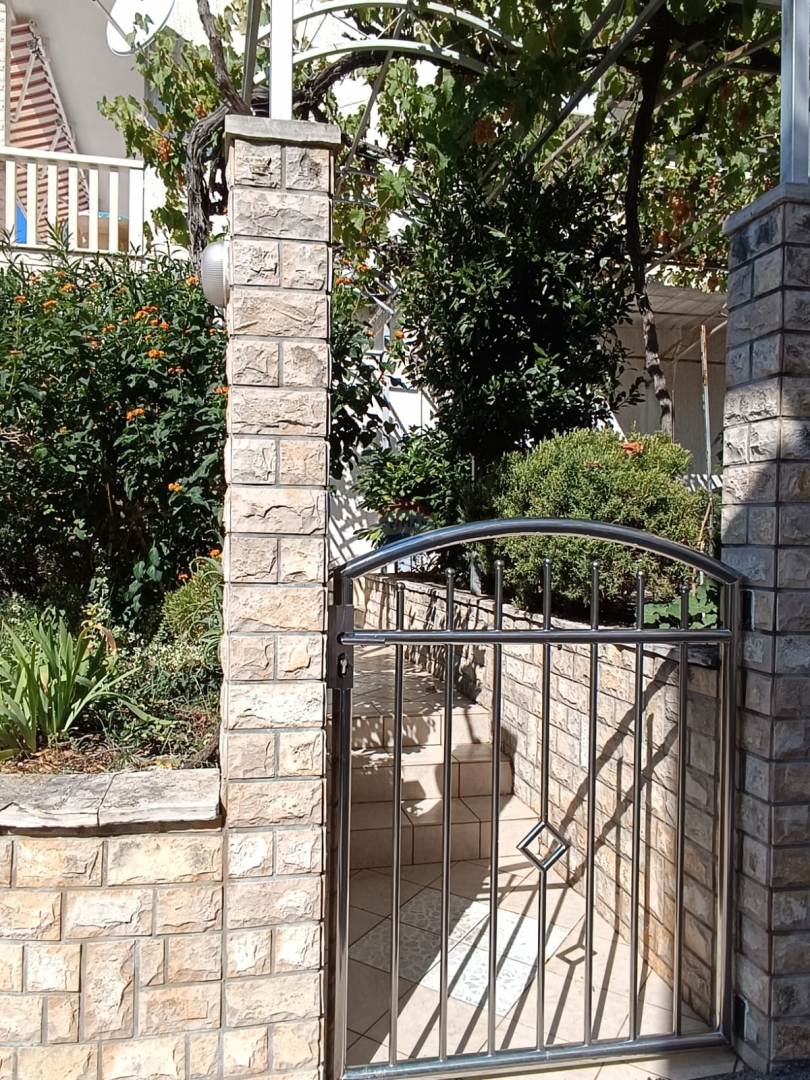 Hiša Brodarica, Šibenik - Okolica, 340m2