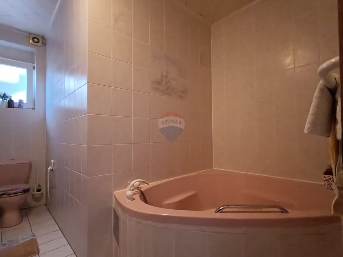 Hiša Brodarica, Šibenik - Okolica, 340m2