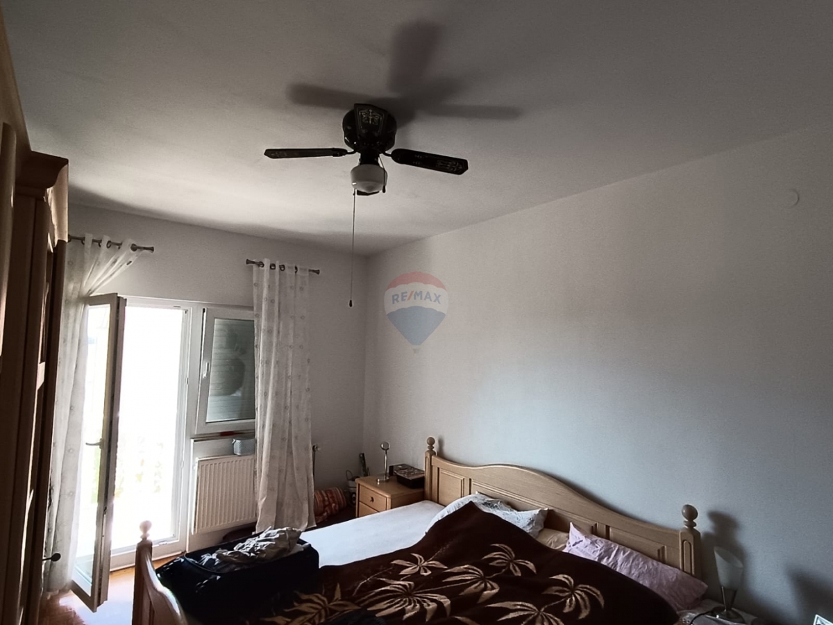 Hiša Brodarica, Šibenik - Okolica, 340m2