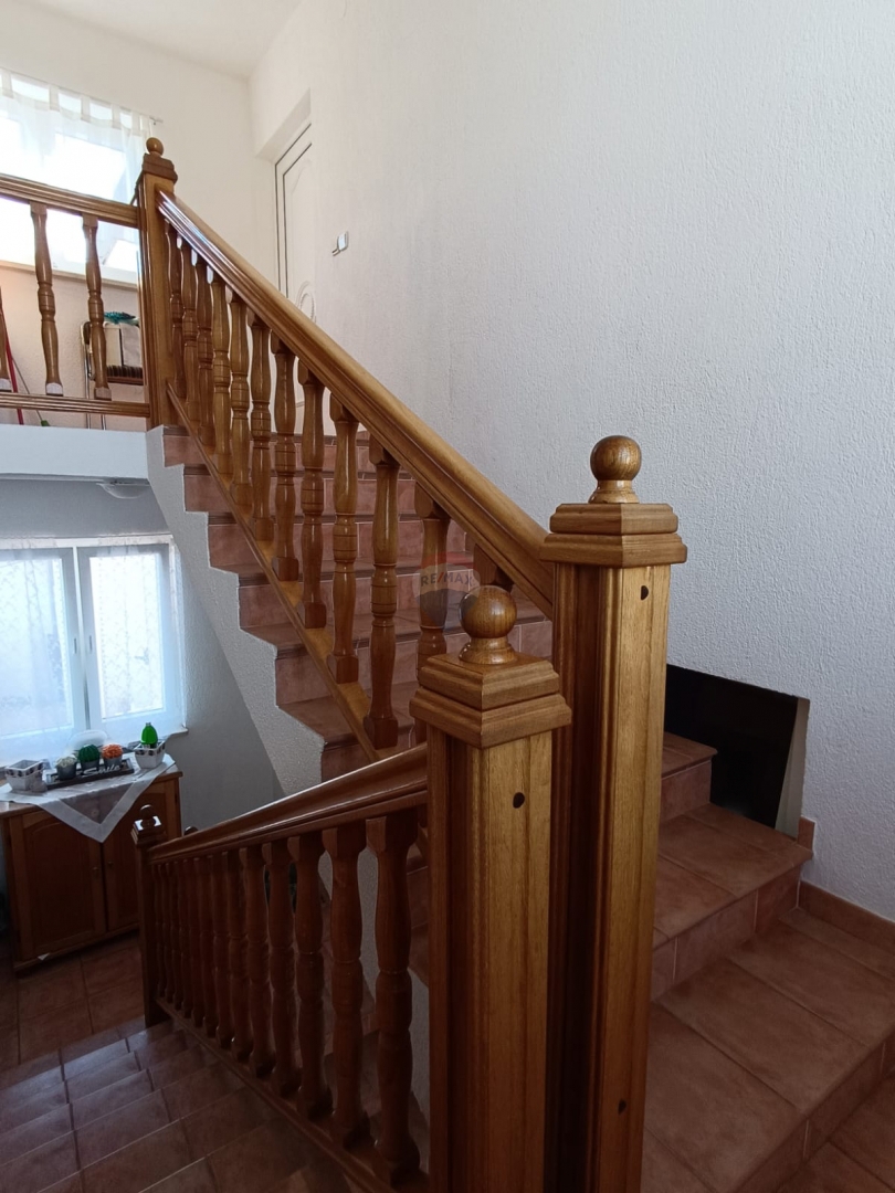 Hiša Brodarica, Šibenik - Okolica, 340m2