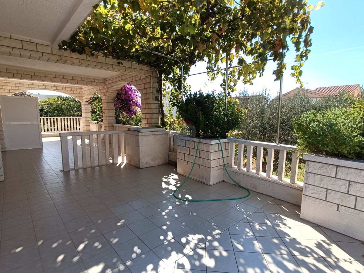 Hiša Brodarica, Šibenik - Okolica, 340m2