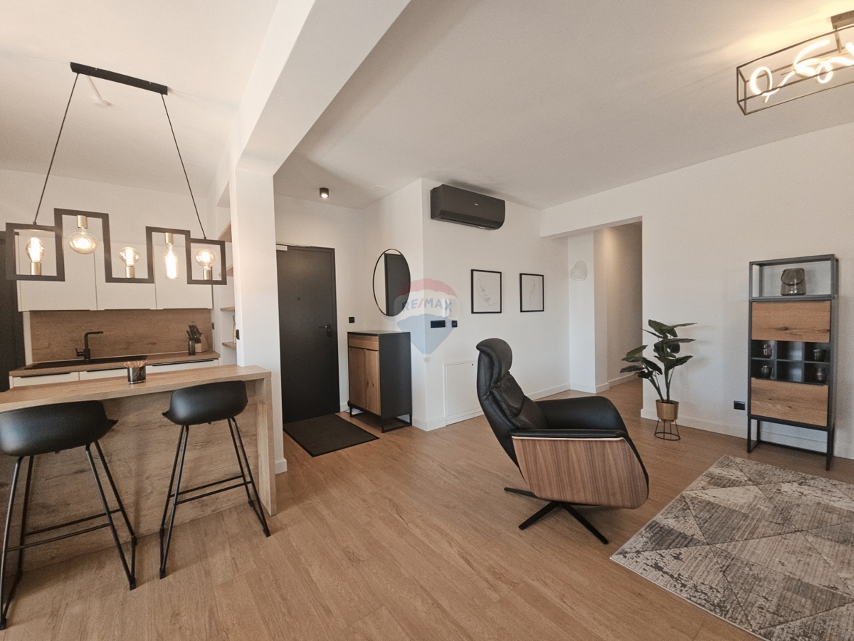 Stanovanje / Apartma Brodarica, Šibenik - Okolica, 135,28m2