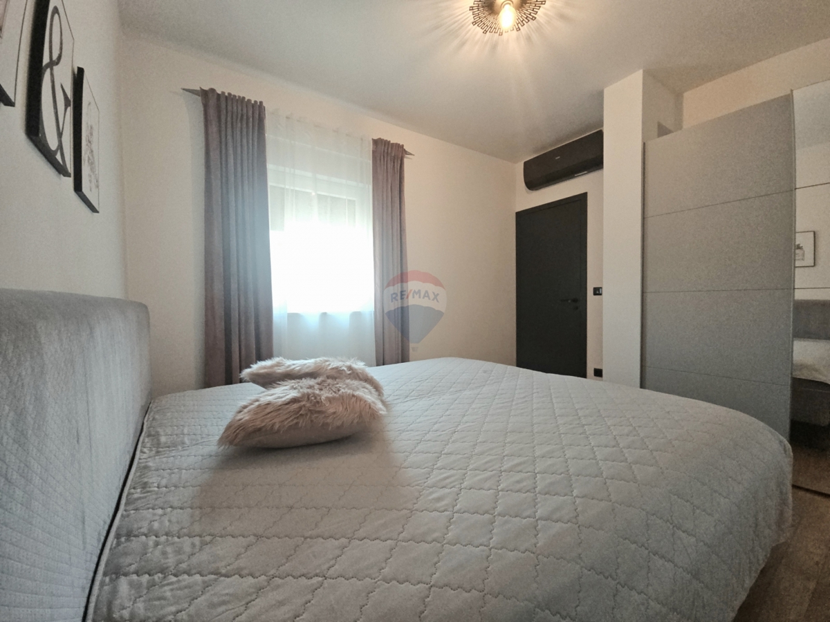 Stanovanje / Apartma Brodarica, Šibenik - Okolica, 135,28m2