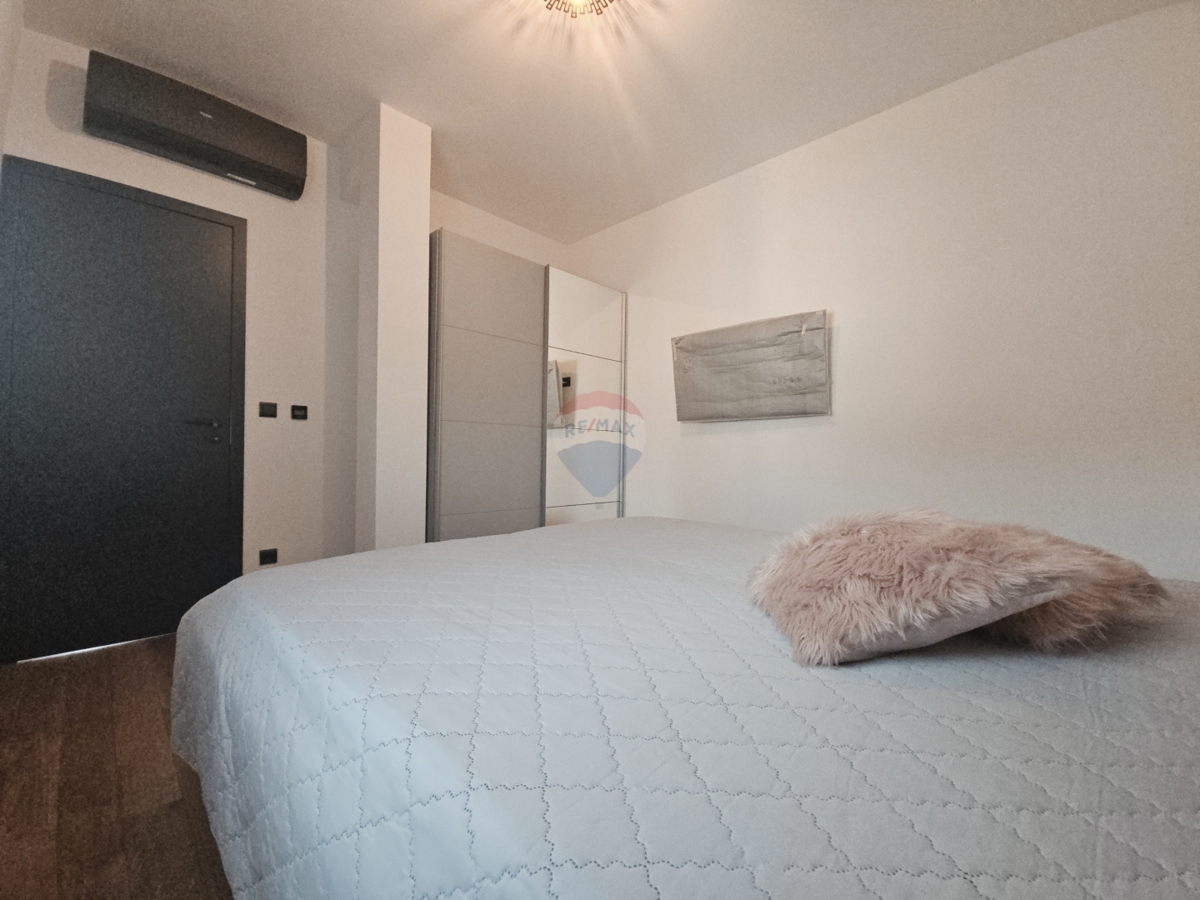 Stanovanje / Apartma Brodarica, Šibenik - Okolica, 135,28m2
