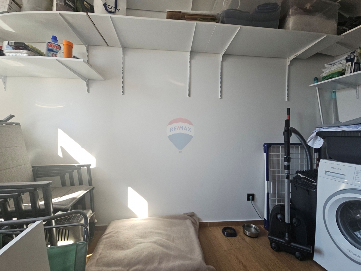 Stanovanje / Apartma Brodarica, Šibenik - Okolica, 135,28m2