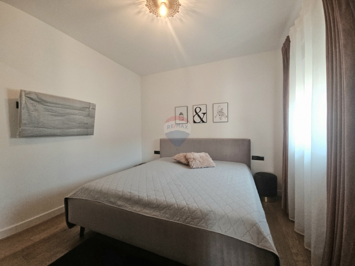 Stanovanje / Apartma Brodarica, Šibenik - Okolica, 135,28m2