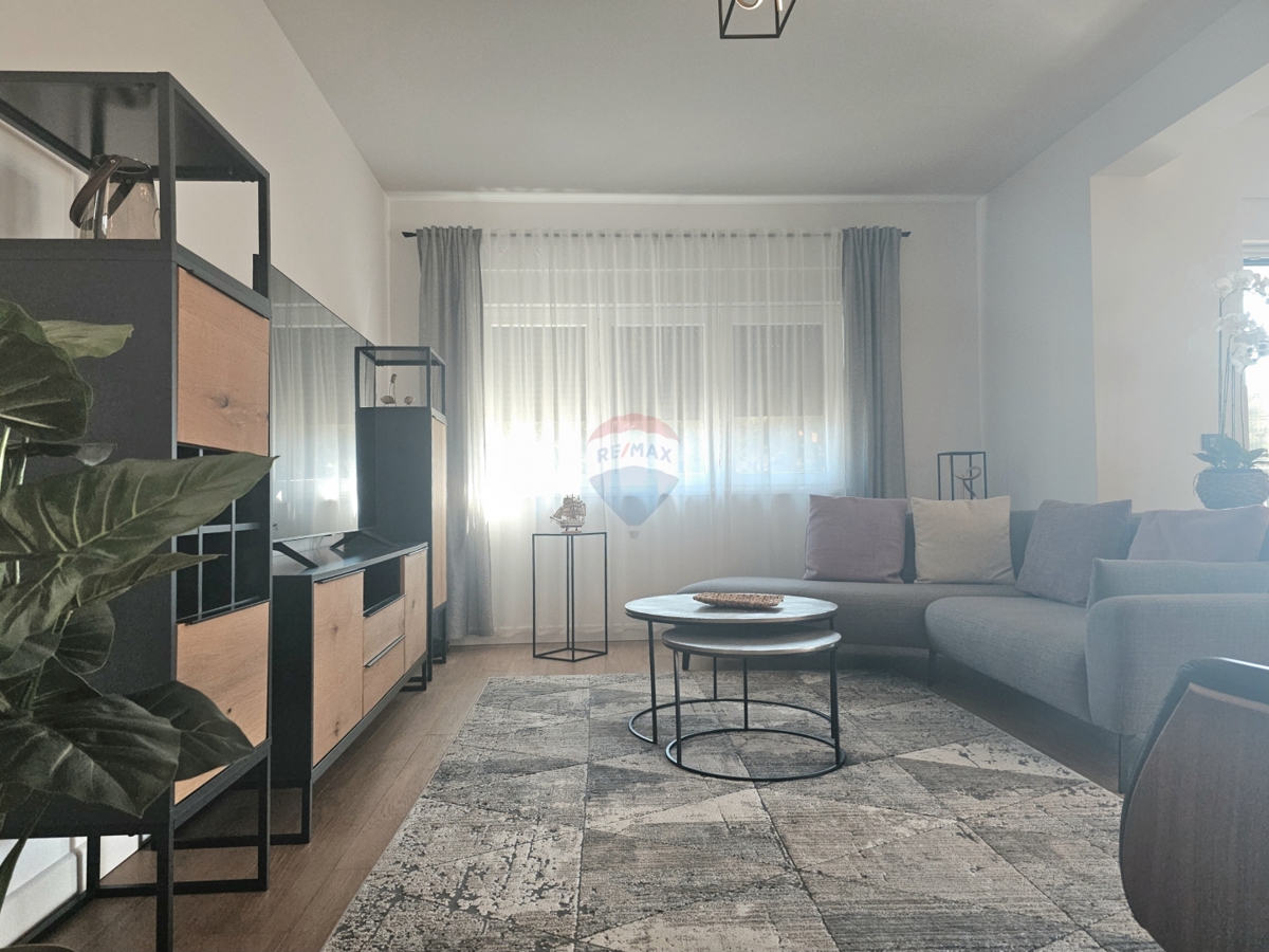 Stanovanje / Apartma Brodarica, Šibenik - Okolica, 135,28m2