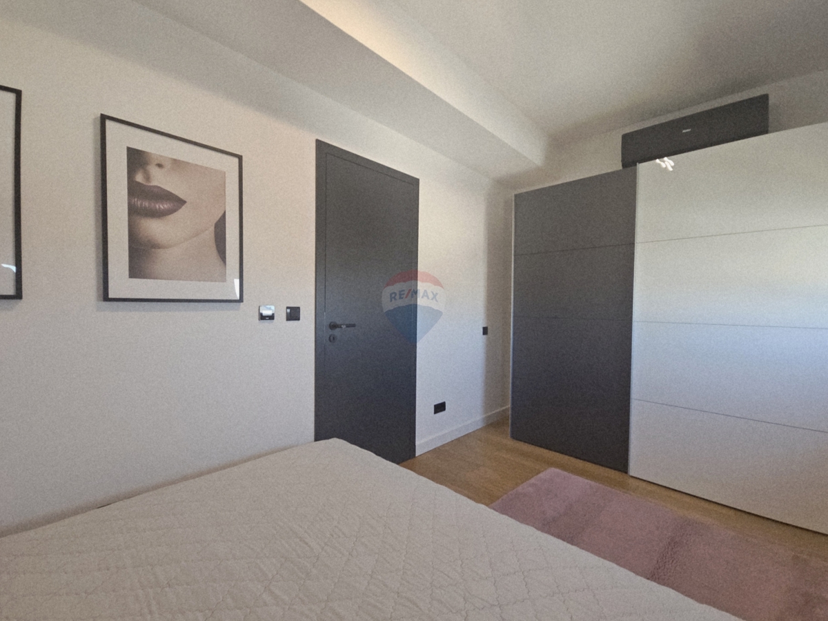 Stanovanje / Apartma Brodarica, Šibenik - Okolica, 135,28m2