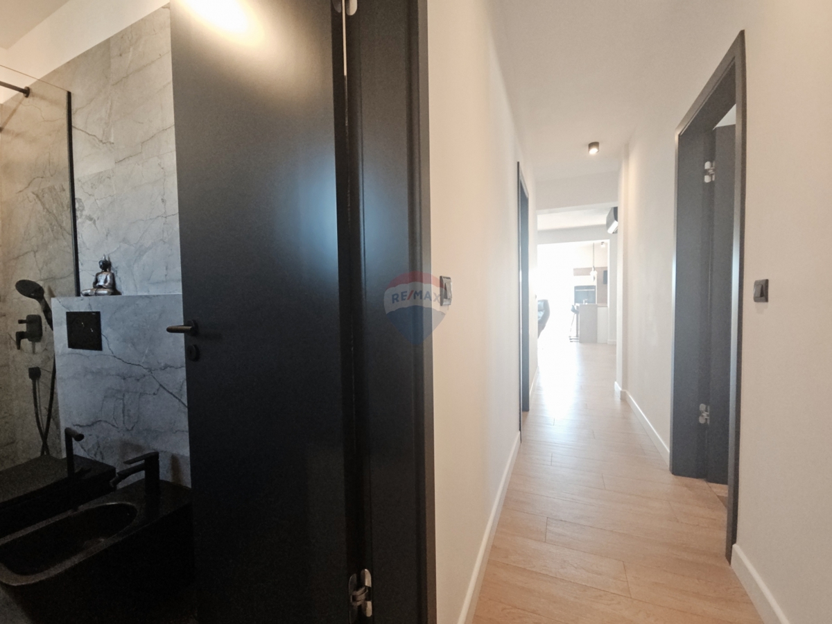 Stanovanje / Apartma Brodarica, Šibenik - Okolica, 135,28m2