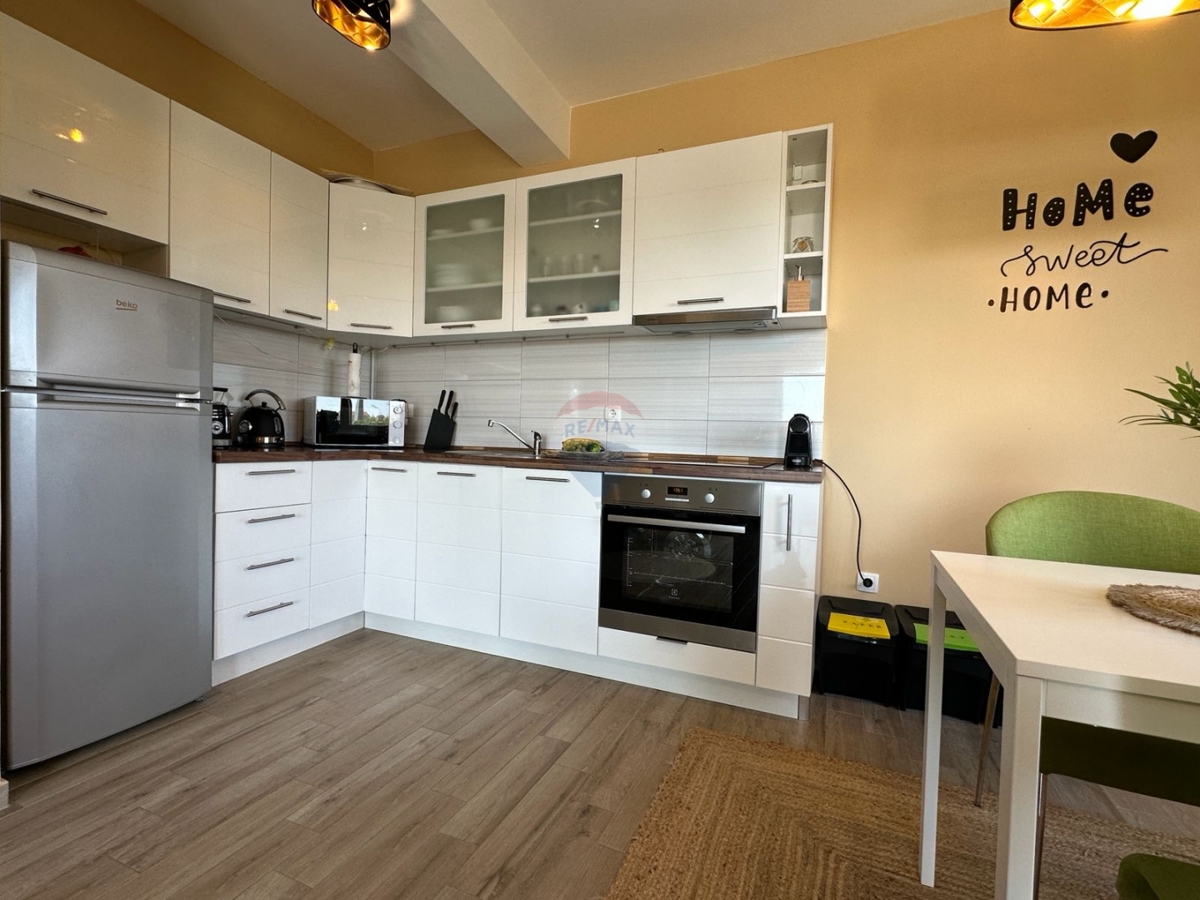 Hiša Tribunj, 438m2