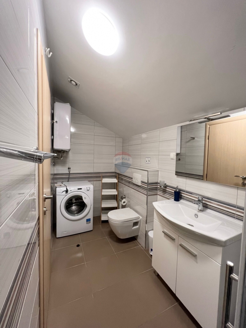 Hiša Tribunj, 438m2