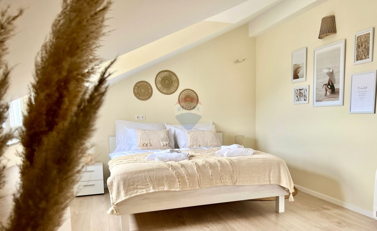 Hiša Tribunj, 438m2