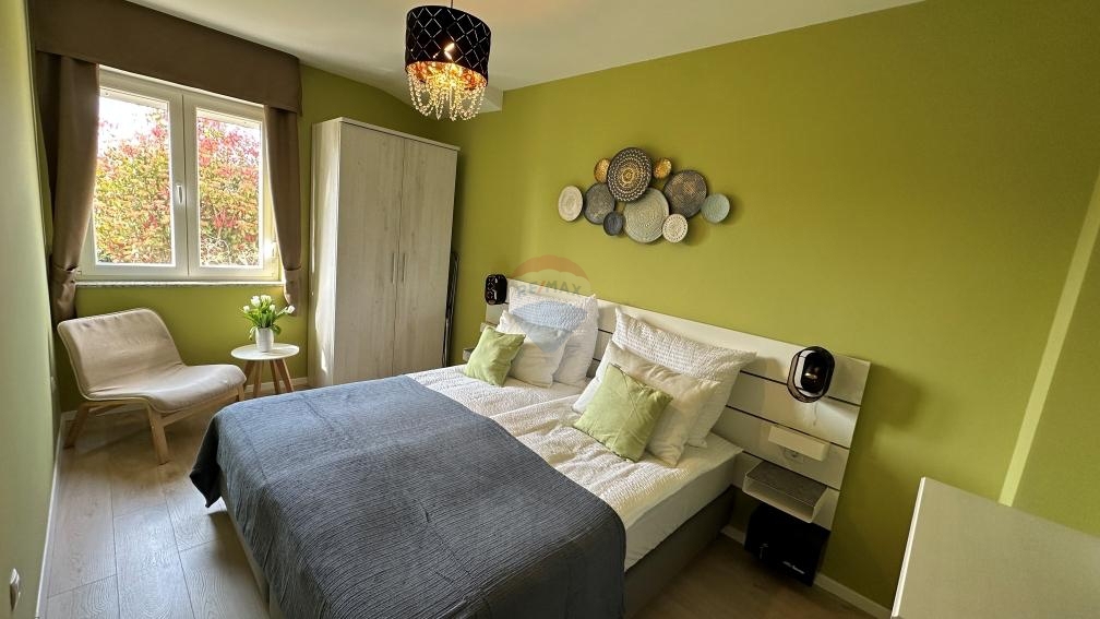 Hiša Tribunj, 438m2