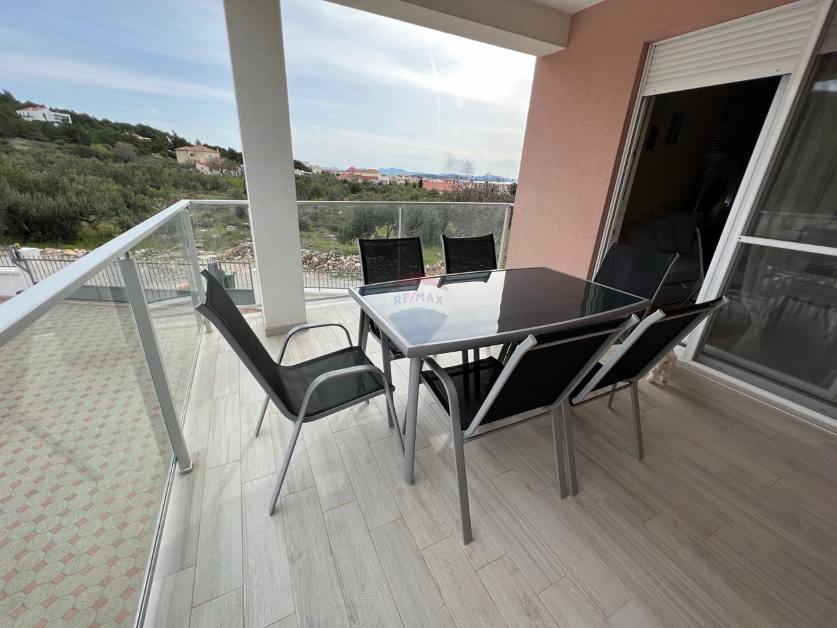 Hiša Tribunj, 438m2