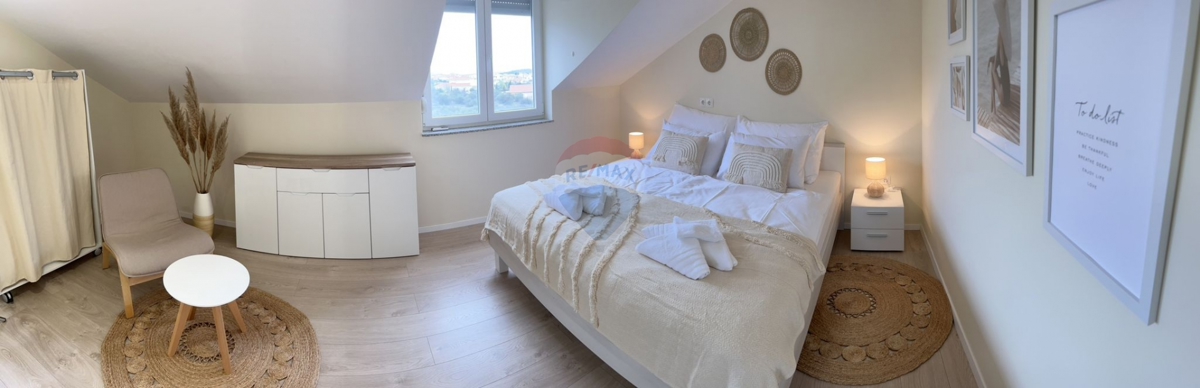 Hiša Tribunj, 438m2