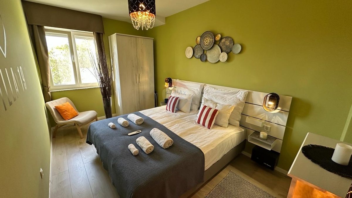 Hiša Tribunj, 438m2