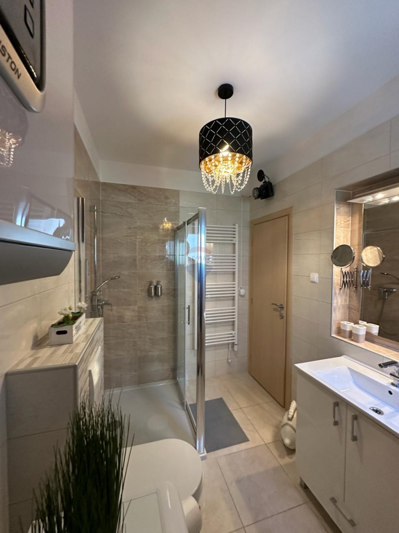 Hiša Tribunj, 438m2