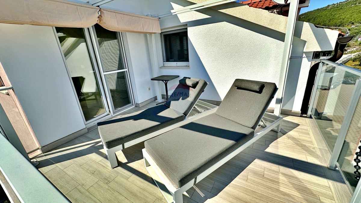 Hiša Tribunj, 438m2