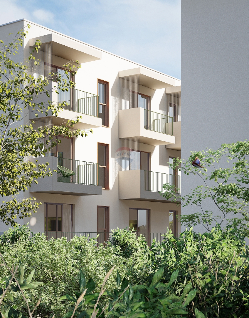 Dvosobno stanovanje z dvoriščem 53,7 m2, Rogoznica