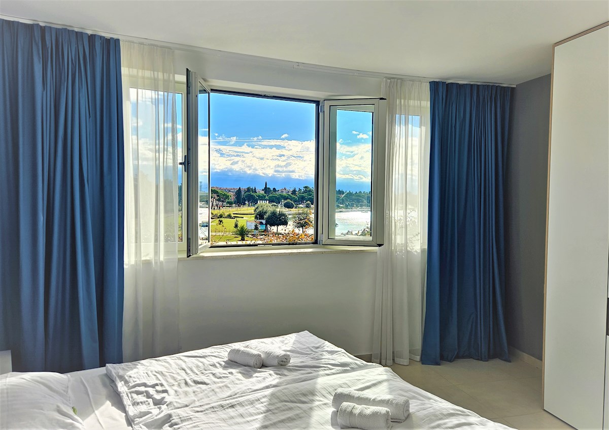 Luksuzne Nepremičnine Istra, prodajam stanovanje prvi red do morja, Umag