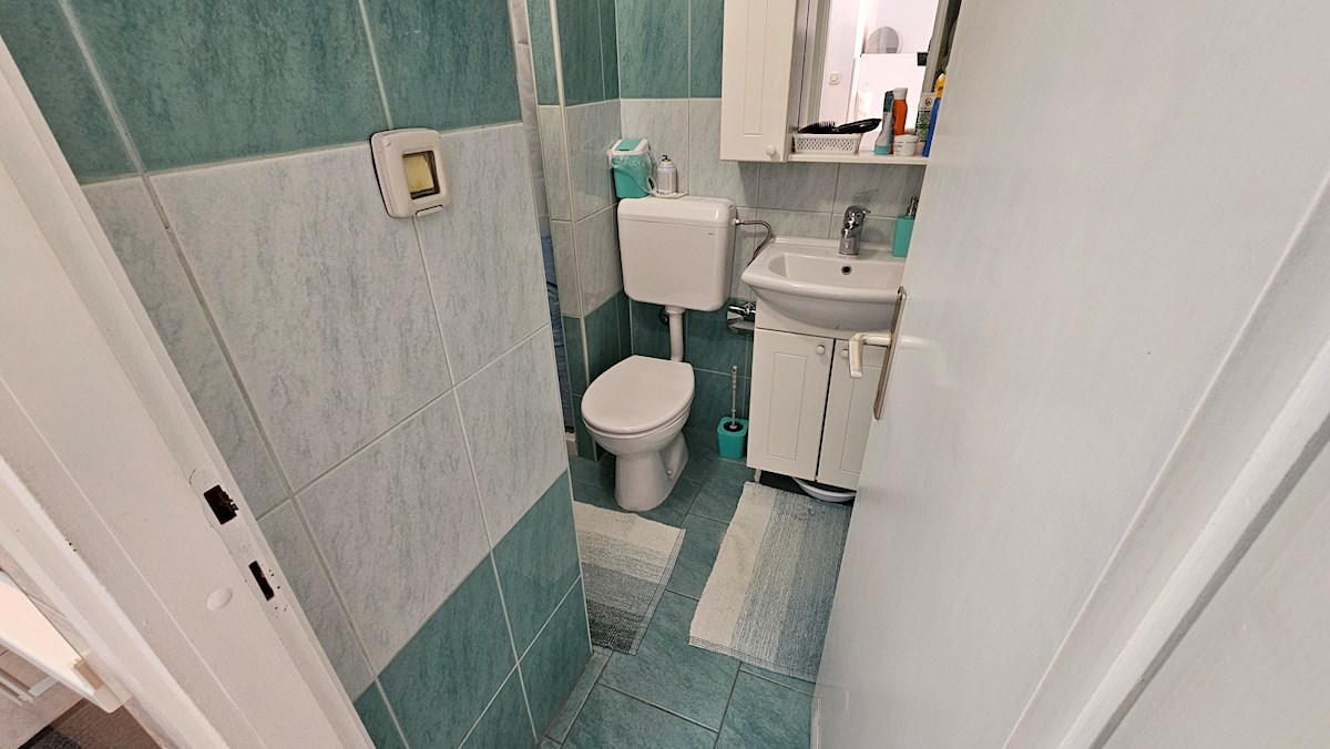 Nepremičnine Istra, prodajam stanovanje, Novigrad