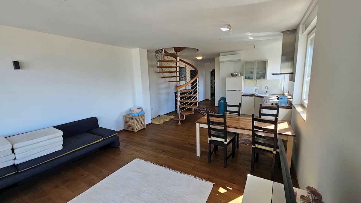 Luksuzne nepremičnine Istra, prodajam stanovanje, Novigrad