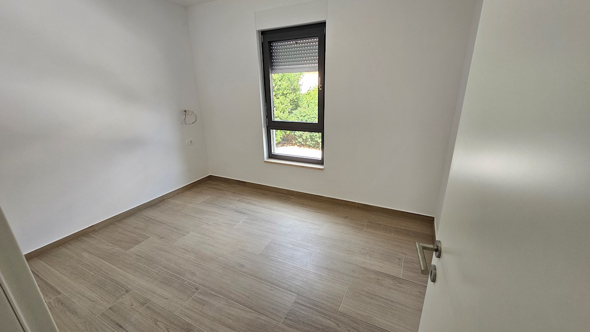 Nepremičnine Istra, prodam moderni stan blizu morja, Umag, okolica