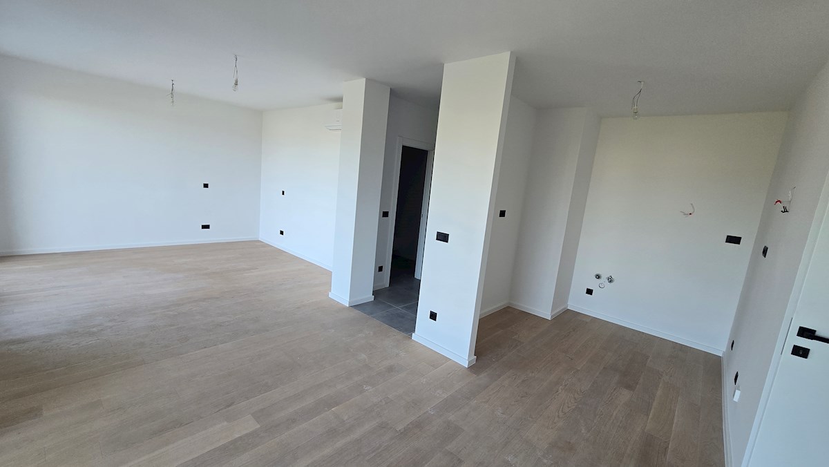 Luksuzne Nepremičnine Istra, prodajam stanovanje v centru Umaga