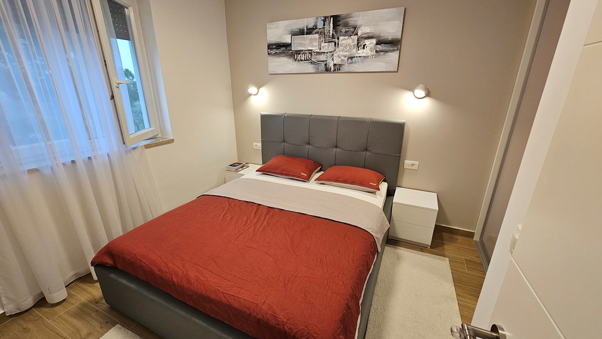 Luksuzne Nepremičnine Istra, prodajam stanovanje, Novigrad