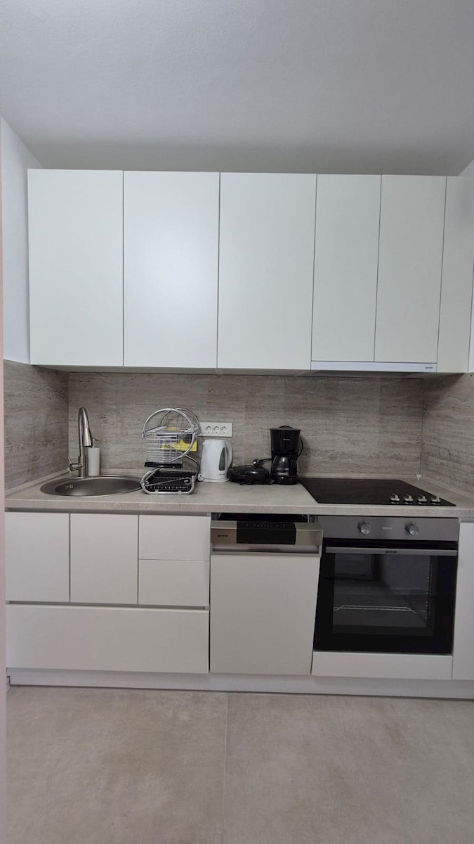 Nepremičnine Istra, prodajam stanovanje, Novigrad, Mareda