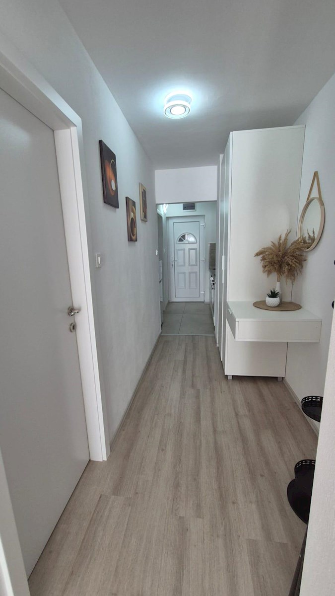 Nepremičnine Istra, prodajam stanovanje, Novigrad, Mareda