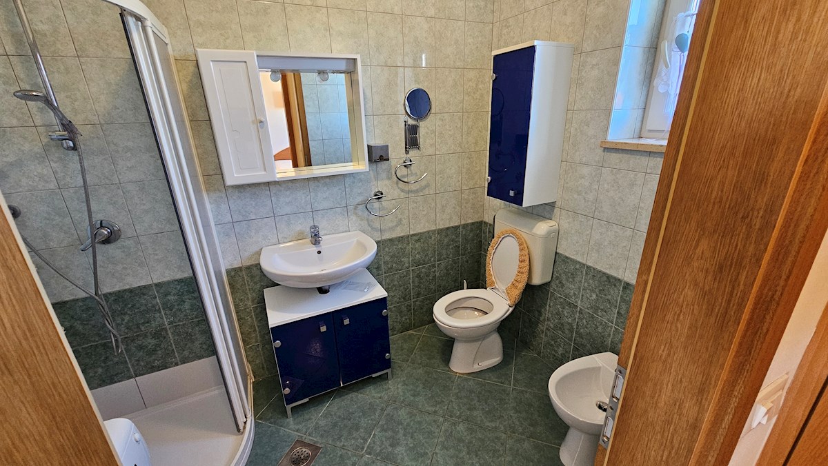 Nepremičnine Istra, prodajam stanovanje, Novigrad, okolica