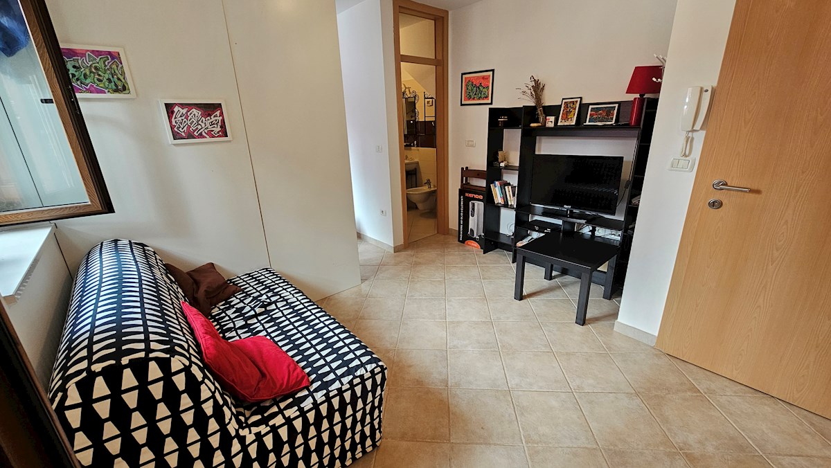 Nepremičnine Istra, prodajam stanovanje, Novigrad, centar