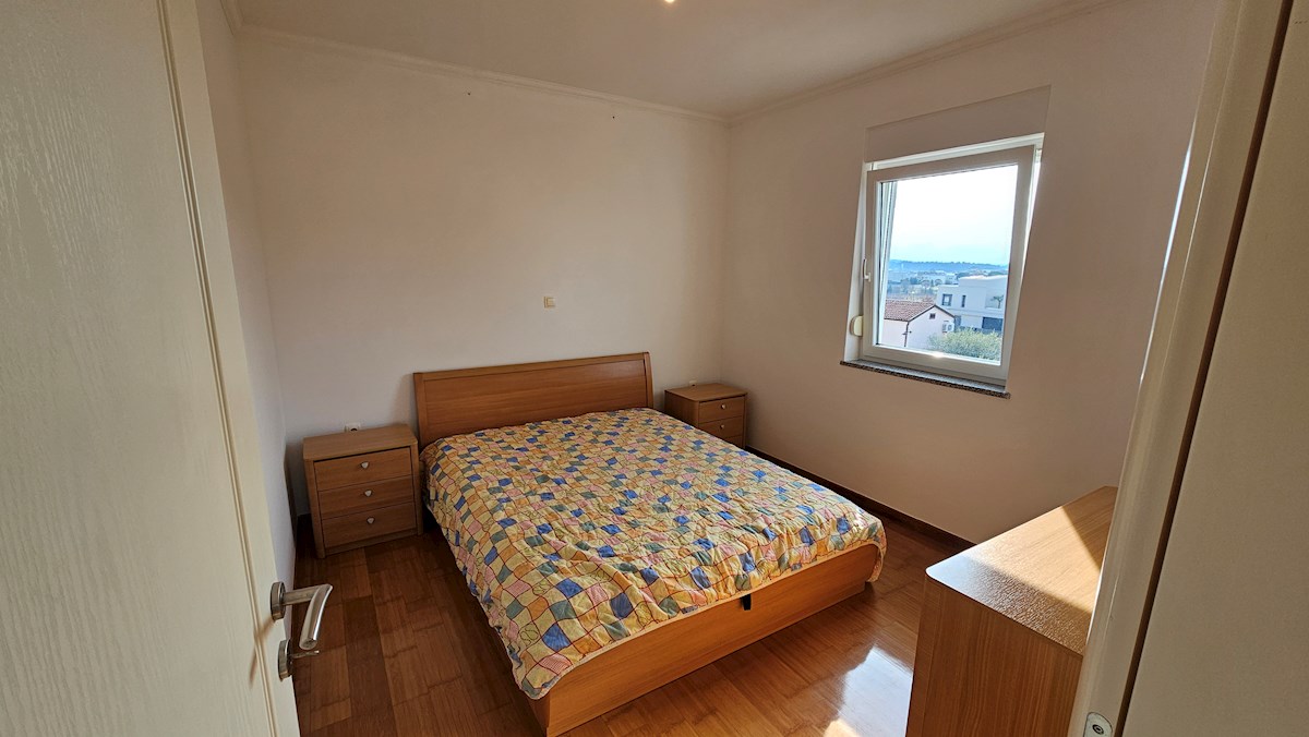 Nepremičnine Istra, prodajam stanovanje s pogledom na morje, Novigrad