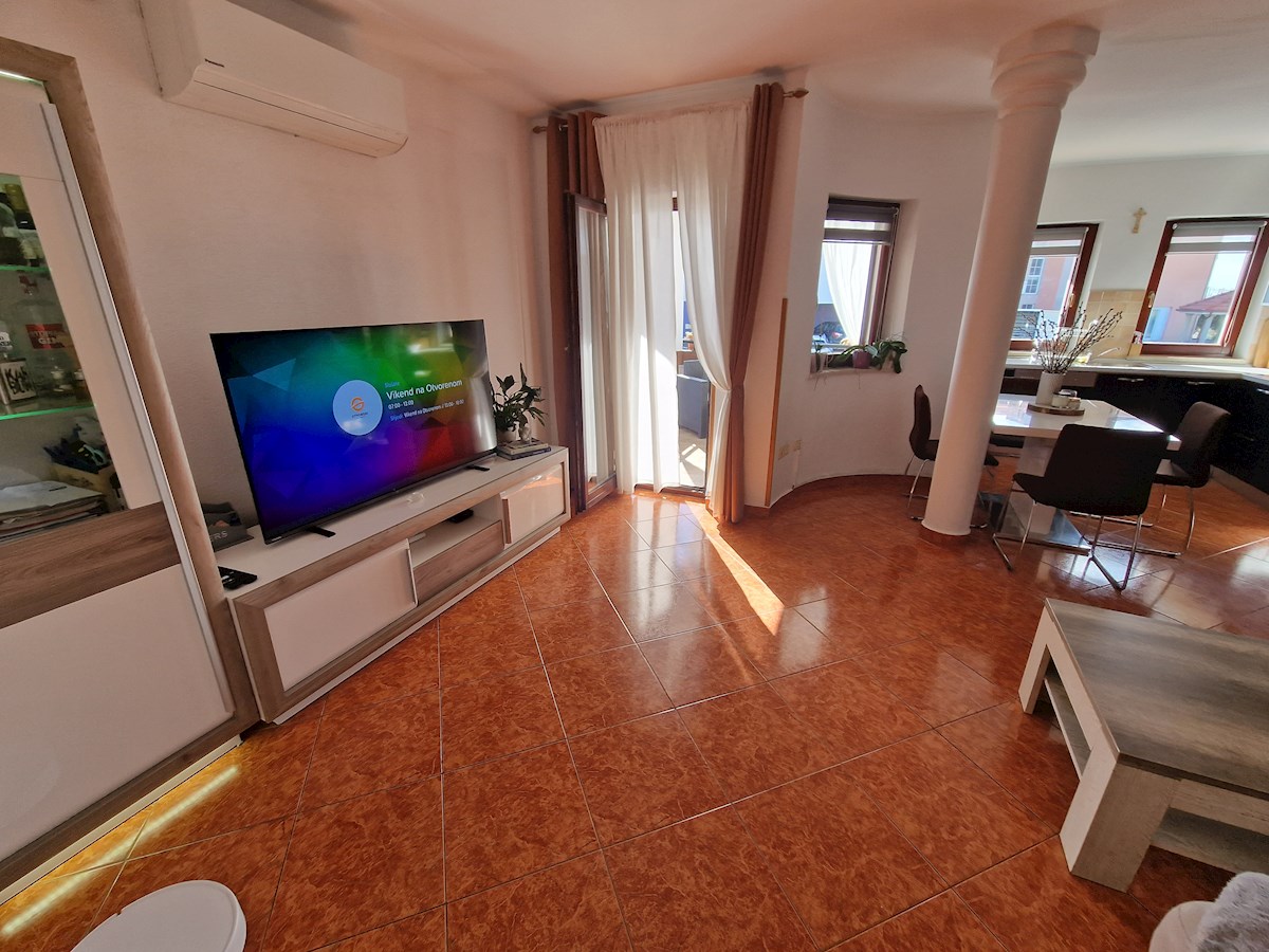 Nepremičnine Istra, prodajam stanovanje, Novigrad