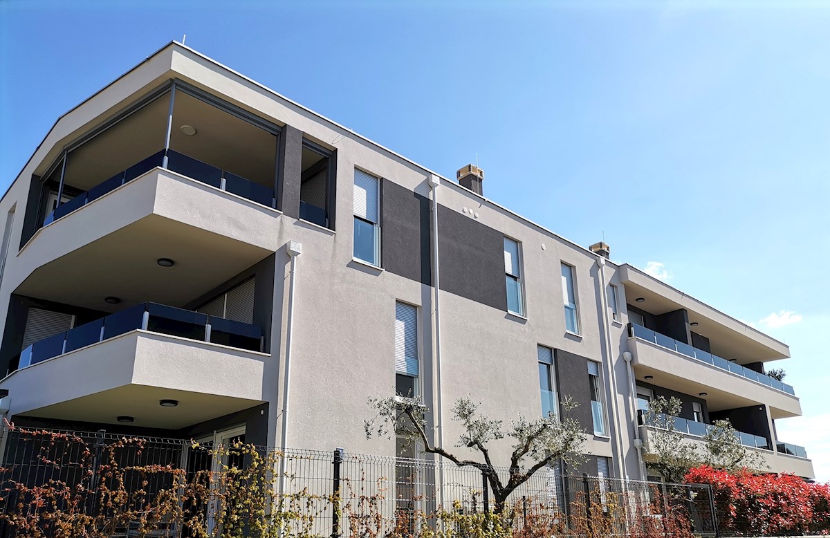 Nepremičnine Istra, prodajam stanovanje s liftom in 2 spalnice, Novigrad