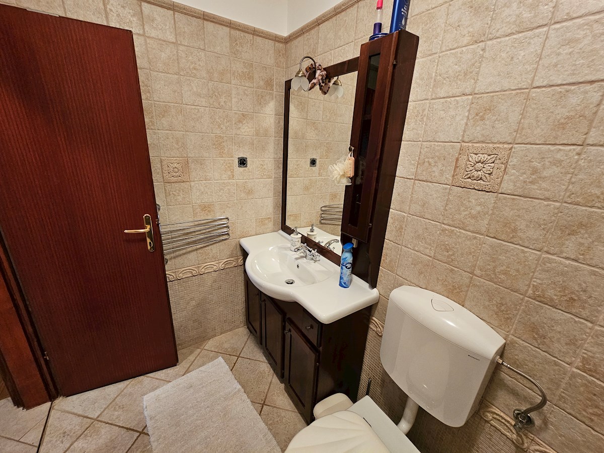 Nepremičnine Istra, prodajam stanovanje, Novigrad