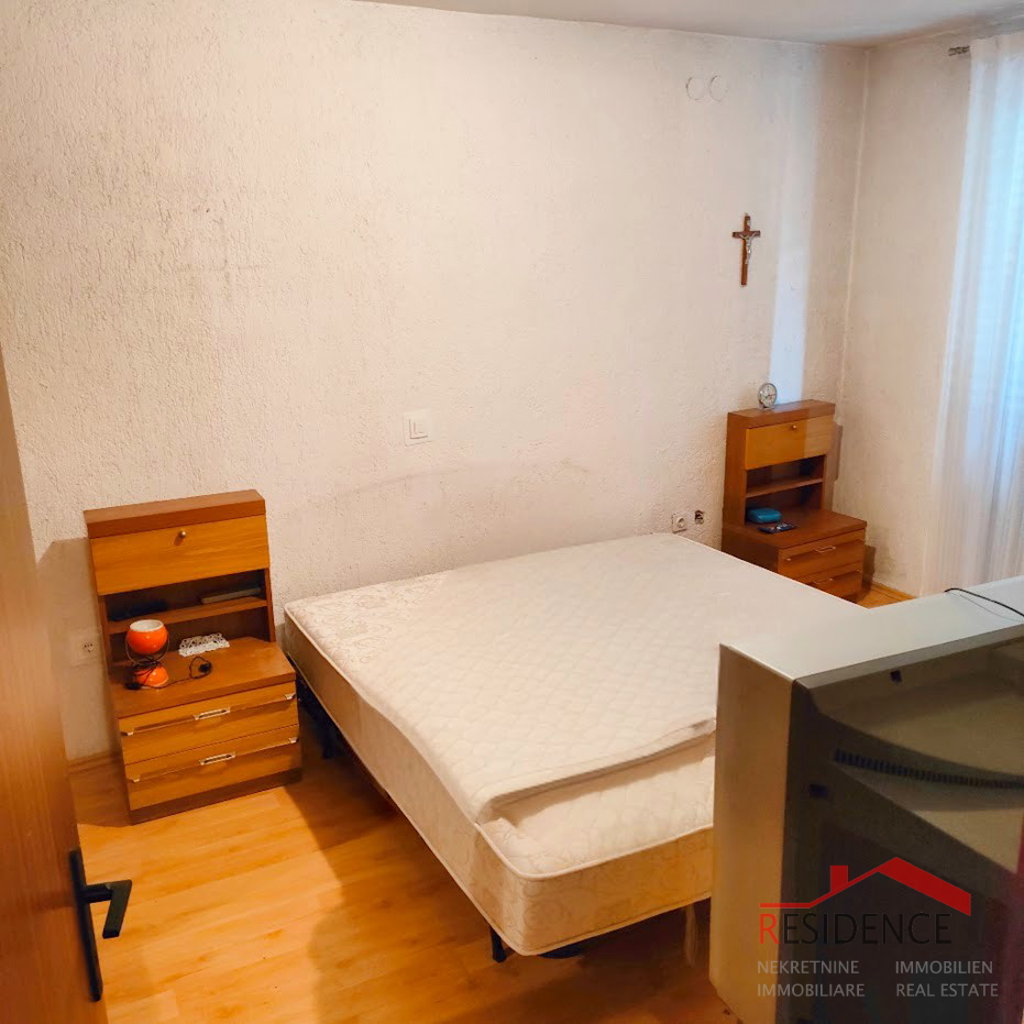 Pazin, hiša s čudovitim pogledom na goro Učko