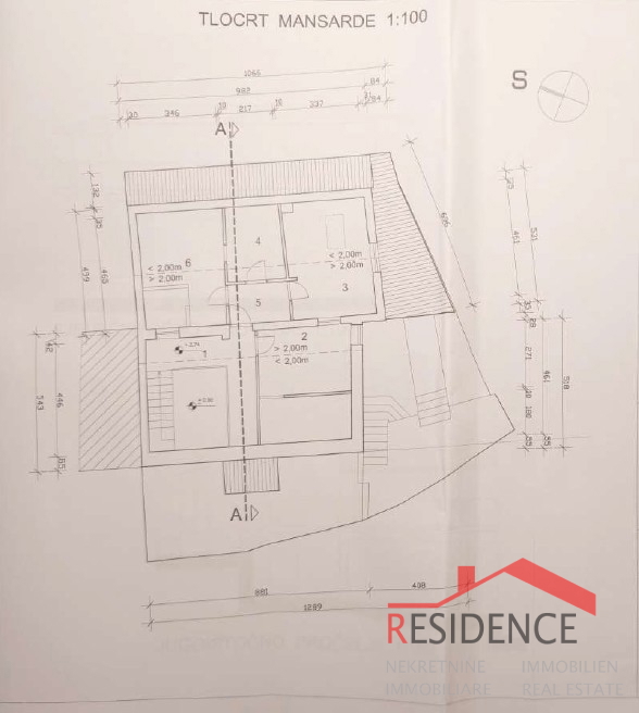 Pazin, hiša s čudovitim pogledom na goro Učko