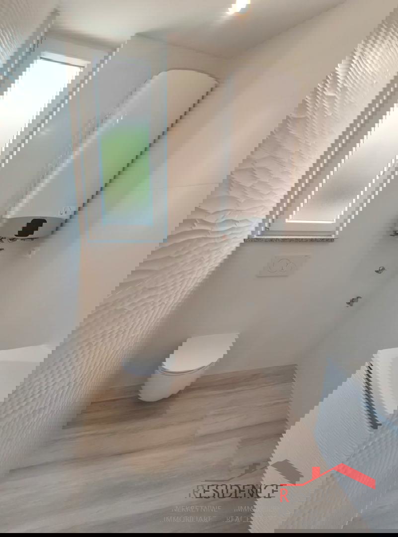 Medulin, pritlični apartma z vrtom