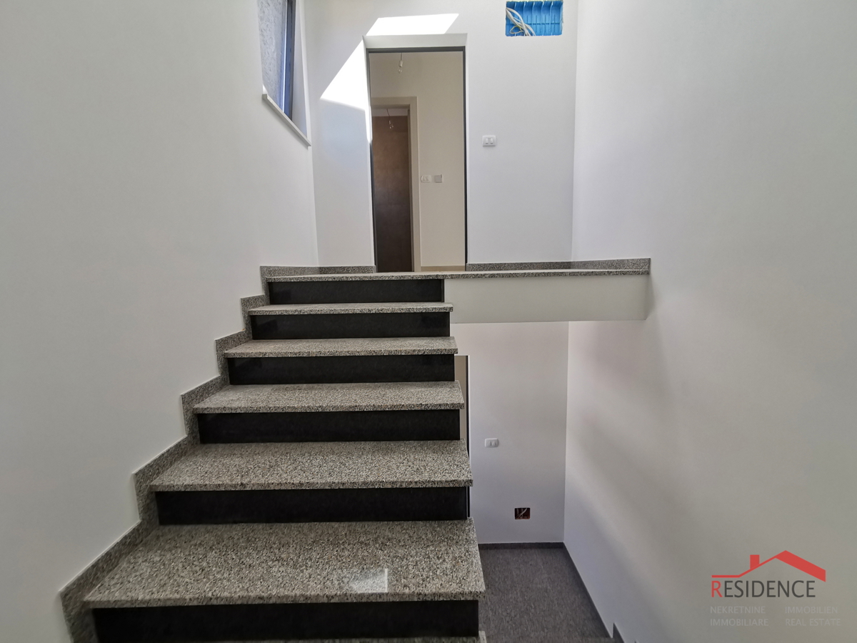 Medulin, novogradnja, stanovanje, 2. nadstropje, 3 spalnice